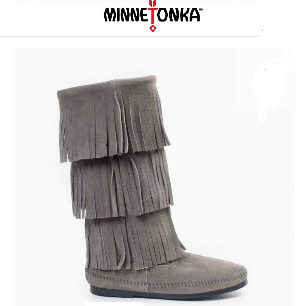 Minnetonka 3-Layer Fringe Suede Boots 9m - image 1